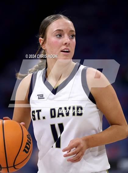 Thumbnail 2 in Baboquivari vs St. David (MLK Basketball Classic) photogallery.