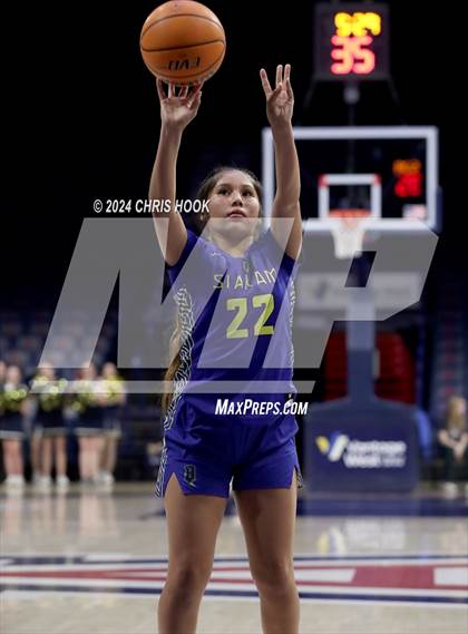 Thumbnail 2 in Baboquivari vs St. David (MLK Basketball Classic) photogallery.