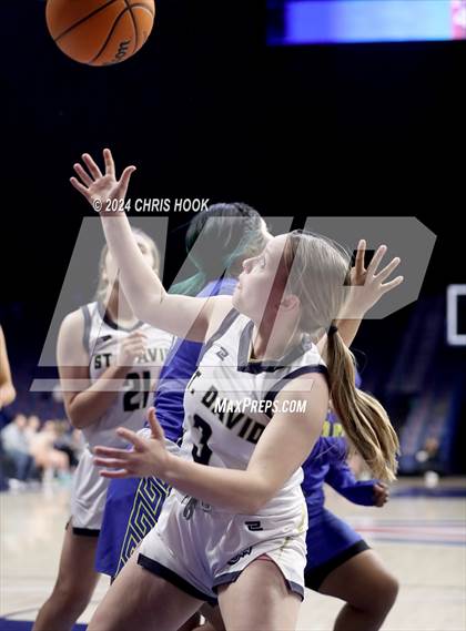 Thumbnail 2 in Baboquivari vs St. David (MLK Basketball Classic) photogallery.