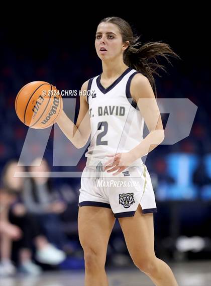 Thumbnail 1 in Baboquivari vs St. David (MLK Basketball Classic) photogallery.