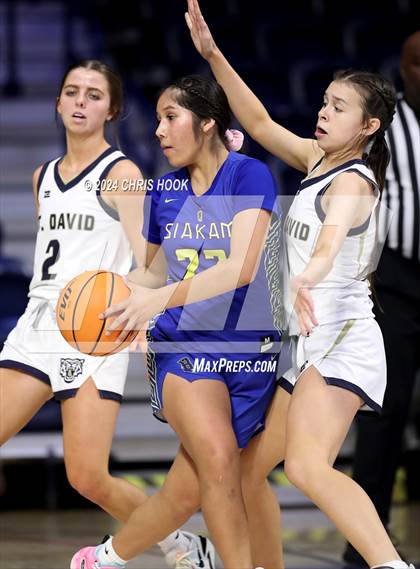 Thumbnail 1 in Baboquivari vs St. David (MLK Basketball Classic) photogallery.