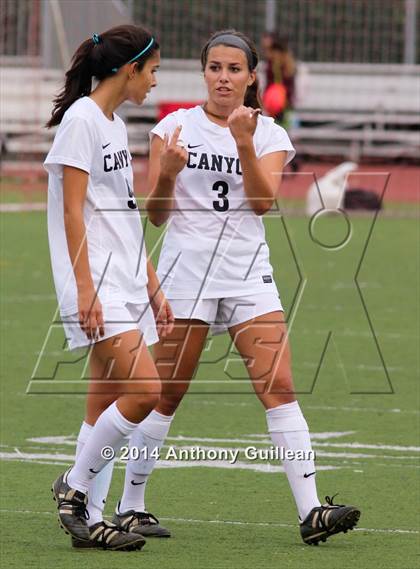 Thumbnail 2 in Canyon vs Los Alamitos (Mater Dei Premier Invitational) photogallery.