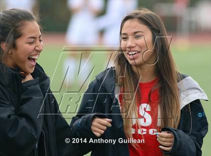 Thumbnail 2 in Canyon vs Los Alamitos (Mater Dei Premier Invitational) photogallery.