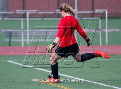 Thumbnail 2 in Canyon vs Los Alamitos (Mater Dei Premier Invitational) photogallery.
