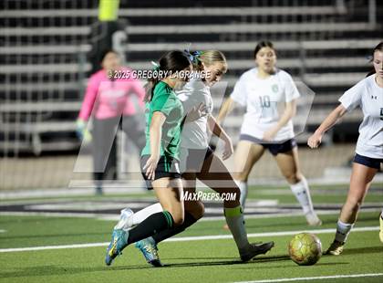Thumbnail 1 in V.R. Eaton vs Southlake Carroll photogallery.