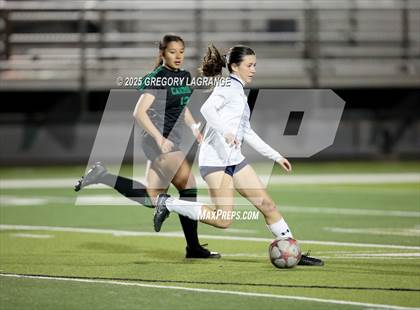 Thumbnail 3 in V.R. Eaton vs Southlake Carroll photogallery.