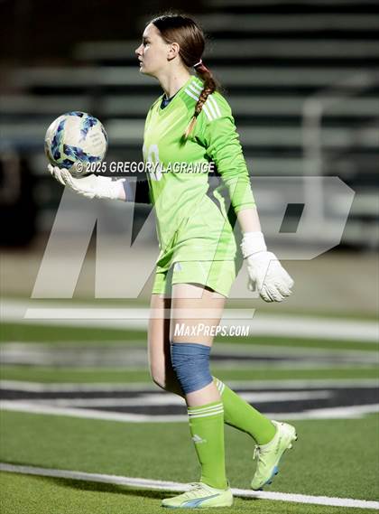 Thumbnail 1 in V.R. Eaton vs Southlake Carroll photogallery.