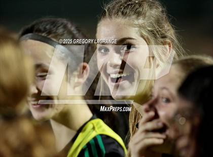 Thumbnail 3 in V.R. Eaton vs Southlake Carroll photogallery.