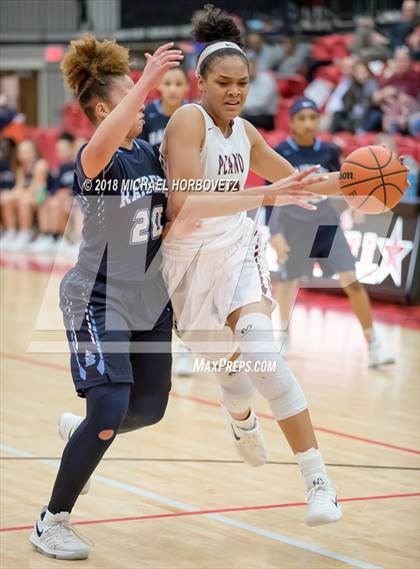 Thumbnail 1 in Plano vs. Bell (UIL 6A Bi-District Playoff) photogallery.