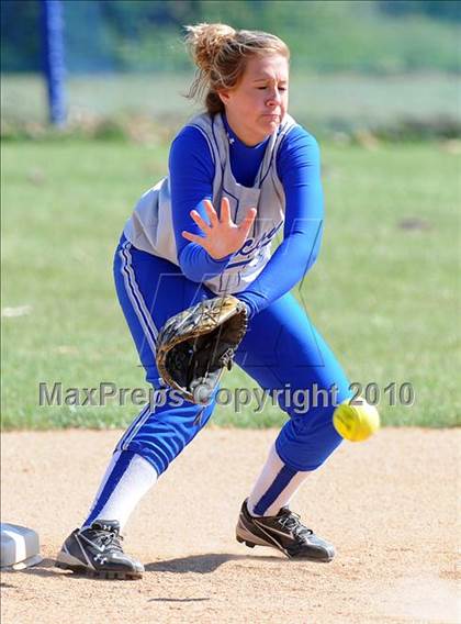 Thumbnail 2 in Cedar Crest @ Penn Manor photogallery.