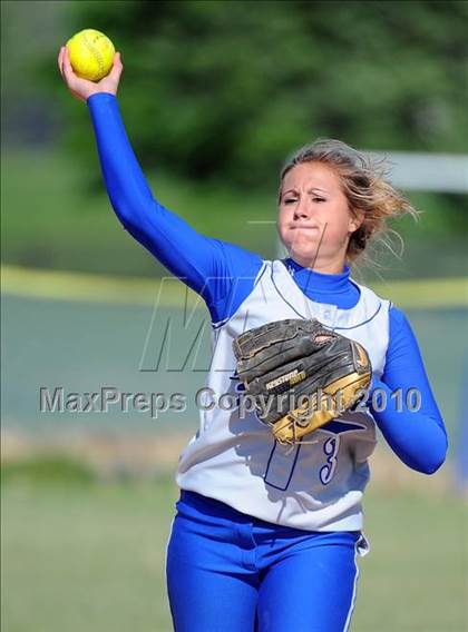 Thumbnail 2 in Cedar Crest @ Penn Manor photogallery.