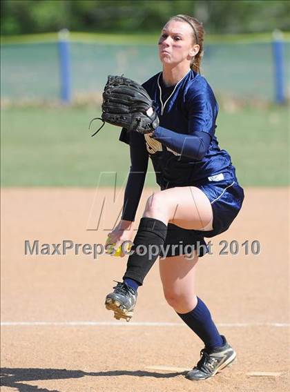 Thumbnail 1 in Cedar Crest @ Penn Manor photogallery.