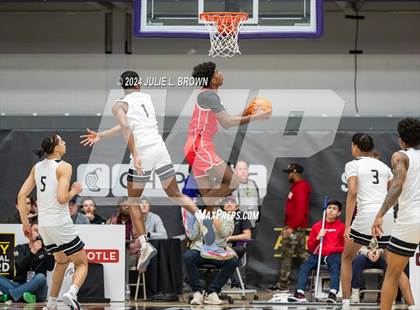 Thumbnail 1 in Columbus vs. Long Island Lutheran (Chipotle Nationals Quarterfinals) photogallery.