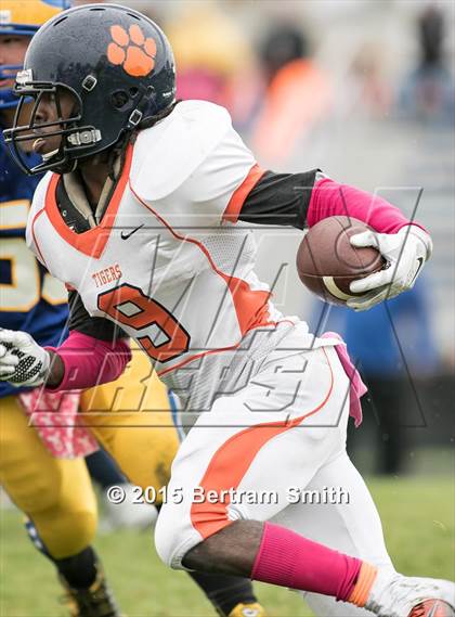 Thumbnail 3 in Bennett/Olmsted @ Cleveland Hill photogallery.