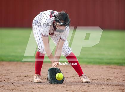 Thumbnail 1 in Muenster @ Collinsville photogallery.