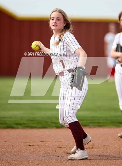 Thumbnail 2 in Muenster @ Collinsville photogallery.