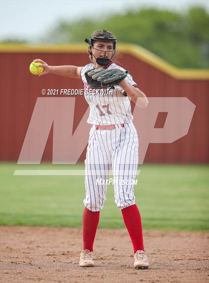Thumbnail 3 in Muenster @ Collinsville photogallery.