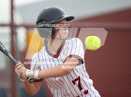 Thumbnail 1 in Muenster @ Collinsville photogallery.