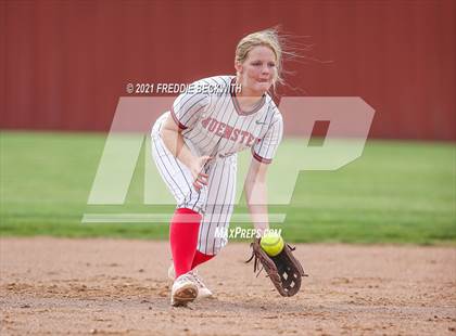 Thumbnail 3 in Muenster @ Collinsville photogallery.