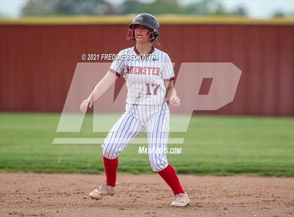 Thumbnail 1 in Muenster @ Collinsville photogallery.