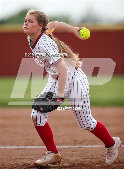 Thumbnail 2 in Muenster @ Collinsville photogallery.