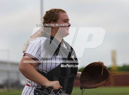 Thumbnail 3 in Muenster @ Collinsville photogallery.