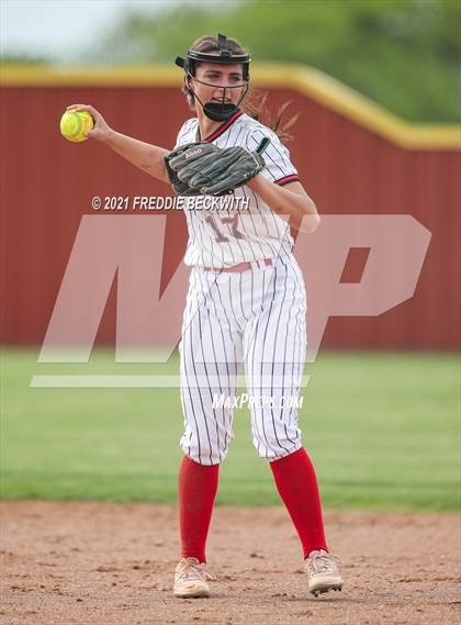 Thumbnail 2 in Muenster @ Collinsville photogallery.