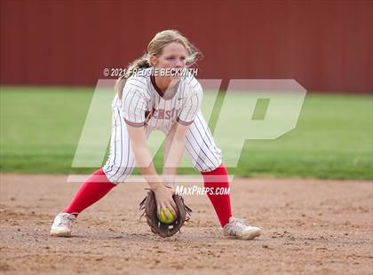 Thumbnail 1 in Muenster @ Collinsville photogallery.
