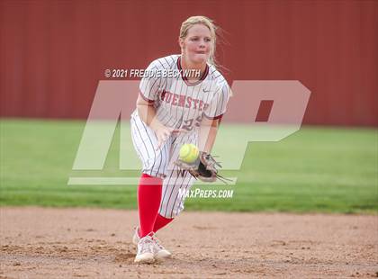 Thumbnail 2 in Muenster @ Collinsville photogallery.