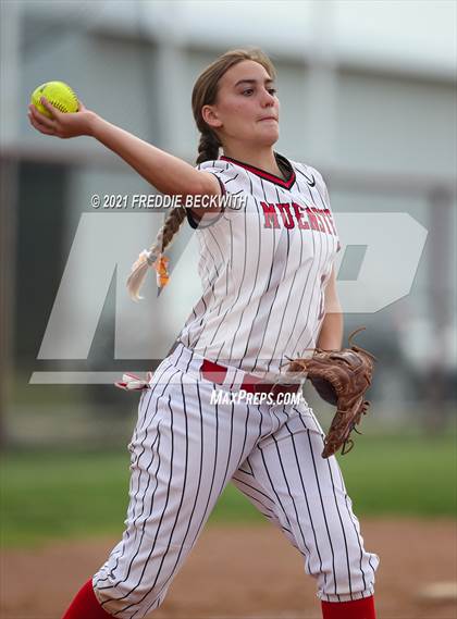 Thumbnail 1 in Muenster @ Collinsville photogallery.