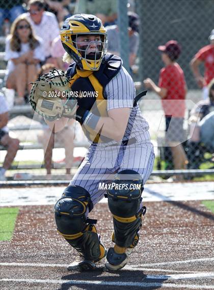 Thumbnail 1 in Marion vs Mascoutah (IHSA, 3A sectional semifinal) photogallery.