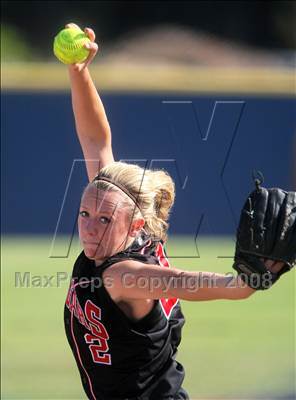 Thumbnail 3 in San Lorenzo Valley vs. Stevenson (CIF CCS D3 Semifinal) photogallery.