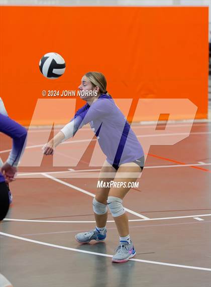 Thumbnail 2 in Fairfield vs. Leo (Warsaw Invite) photogallery.