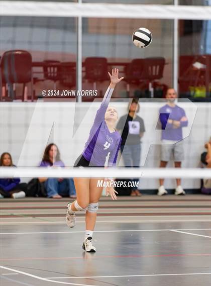 Thumbnail 2 in Fairfield vs. Leo (Warsaw Invite) photogallery.