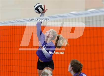 Thumbnail 1 in Fairfield vs. Leo (Warsaw Invite) photogallery.
