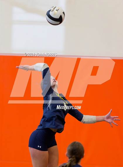 Thumbnail 3 in Fairfield vs. Leo (Warsaw Invite) photogallery.