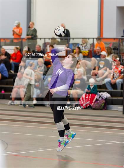 Thumbnail 2 in Fairfield vs. Leo (Warsaw Invite) photogallery.