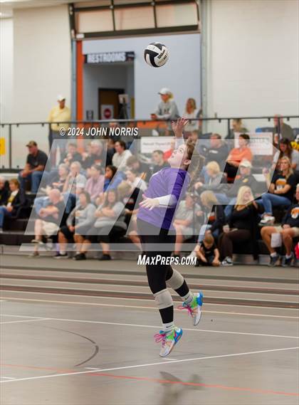 Thumbnail 2 in Fairfield vs. Leo (Warsaw Invite) photogallery.