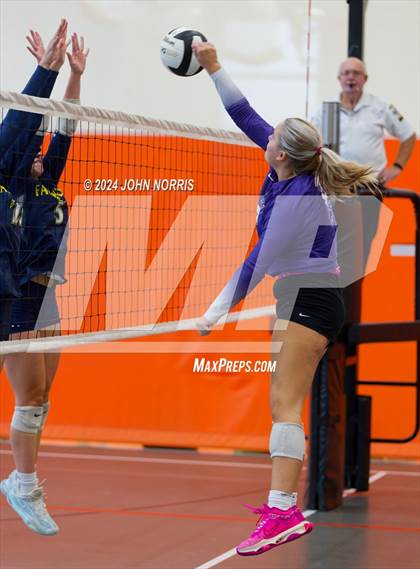 Thumbnail 3 in Fairfield vs. Leo (Warsaw Invite) photogallery.