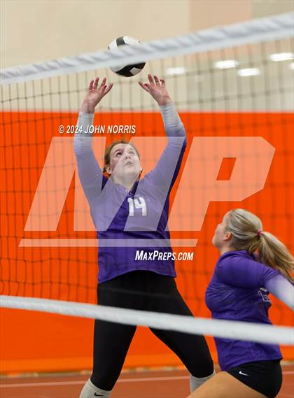 Thumbnail 2 in Fairfield vs. Leo (Warsaw Invite) photogallery.