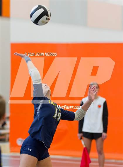 Thumbnail 3 in Fairfield vs. Leo (Warsaw Invite) photogallery.