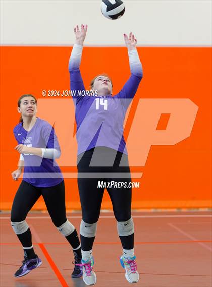 Thumbnail 3 in Fairfield vs. Leo (Warsaw Invite) photogallery.