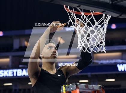 Thumbnail 1 in Sierra Canyon vs. Sheldon (CIF State Open Division Final) photogallery.