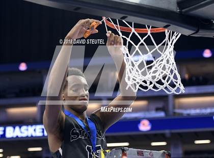 Thumbnail 2 in Sierra Canyon vs. Sheldon (CIF State Open Division Final) photogallery.
