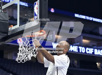 Thumbnail 1 in Sierra Canyon vs. Sheldon (CIF State Open Division Final) photogallery.