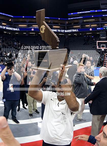 Thumbnail 3 in Sierra Canyon vs. Sheldon (CIF State Open Division Final) photogallery.