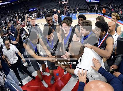 Thumbnail 2 in Sierra Canyon vs. Sheldon (CIF State Open Division Final) photogallery.