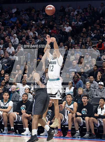 Thumbnail 2 in Sierra Canyon vs. Sheldon (CIF State Open Division Final) photogallery.