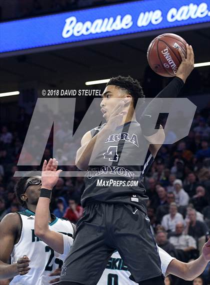 Thumbnail 3 in Sierra Canyon vs. Sheldon (CIF State Open Division Final) photogallery.