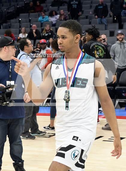 Thumbnail 3 in Sierra Canyon vs. Sheldon (CIF State Open Division Final) photogallery.